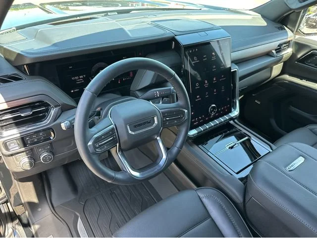 2026 GMC Yukon Denali - Photo 25