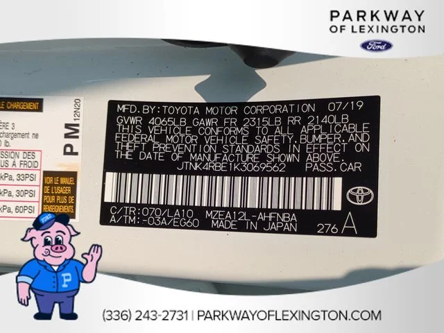 Used 2019 White Toyota XSE image 35