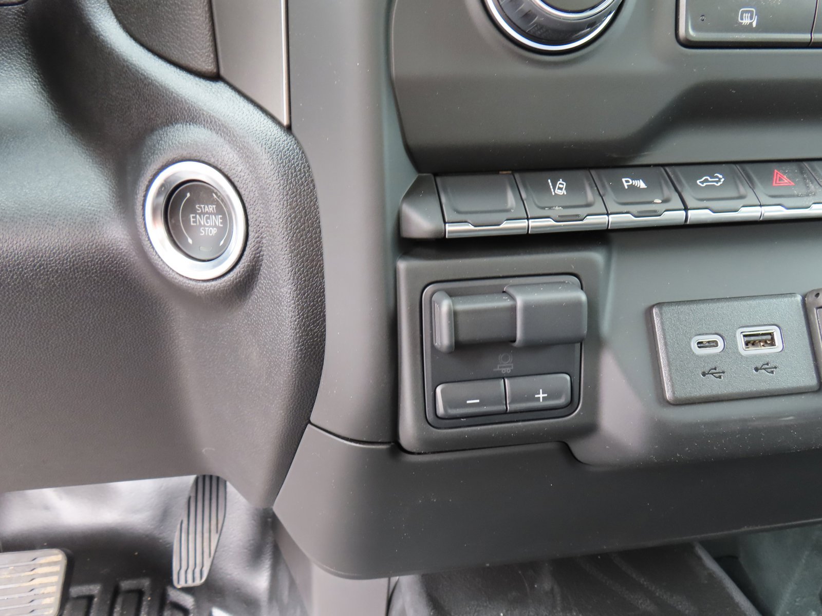 2024 Chevrolet Silverado 3500 HD Work Truck - Photo 19