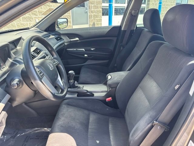 Used 2011 Gray Honda LX image 12