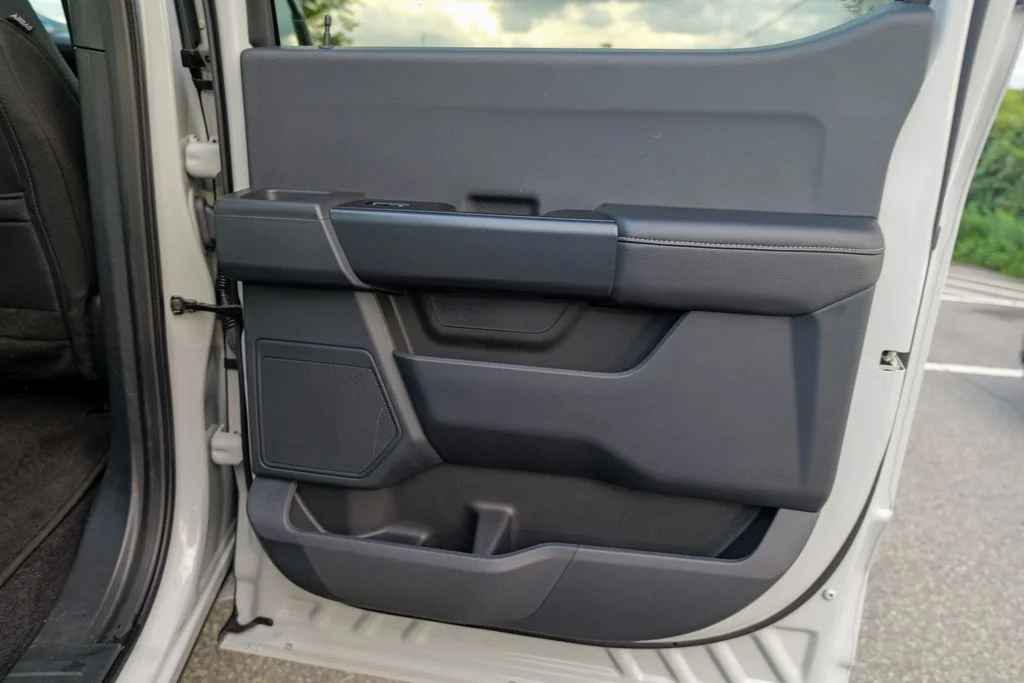 Used 2024 Avalanche Ford STX image 32