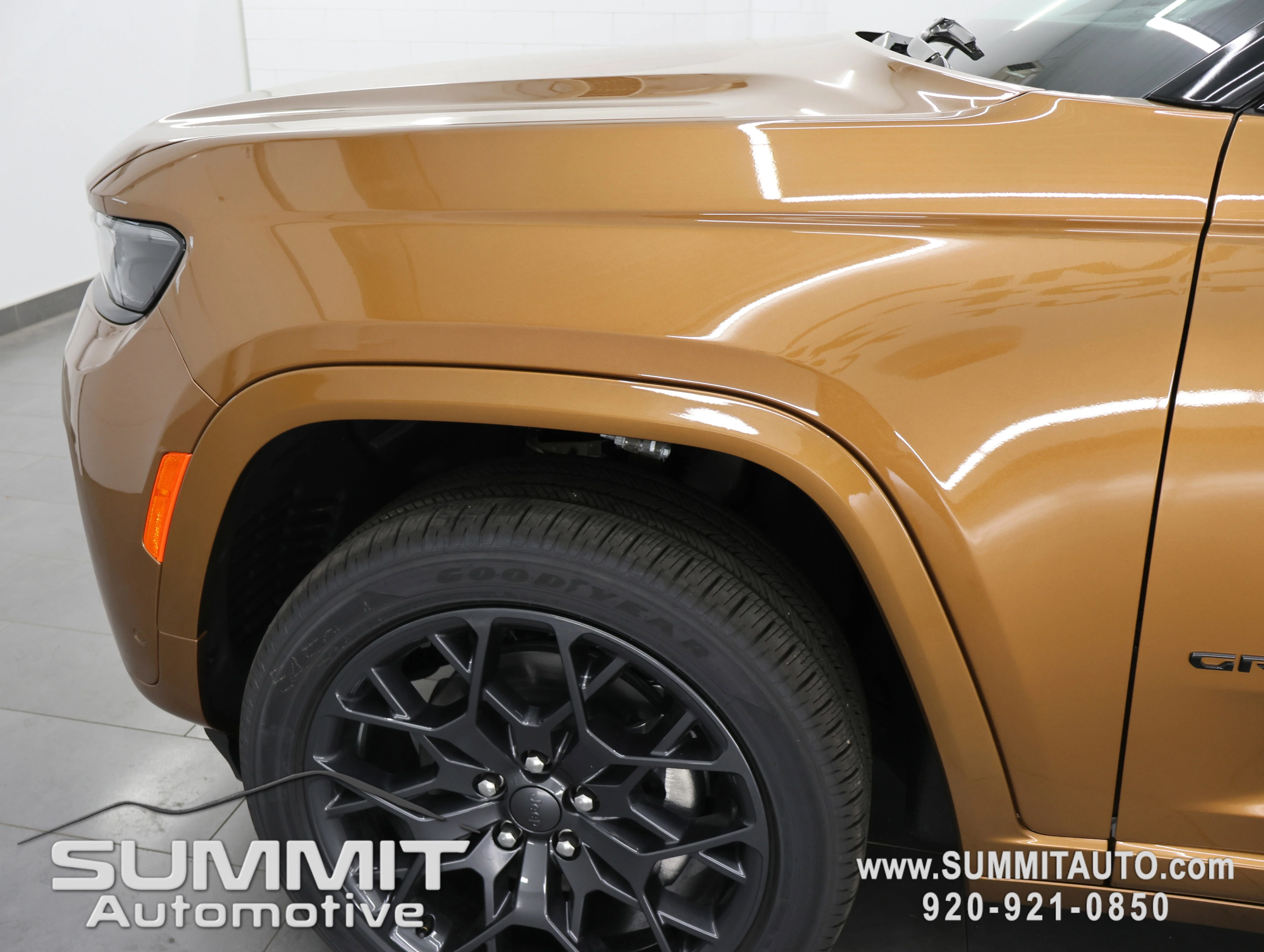 New 2026 Copper Shino Metallic Clear-Coat Exterior Paint Jeep Summit image 39