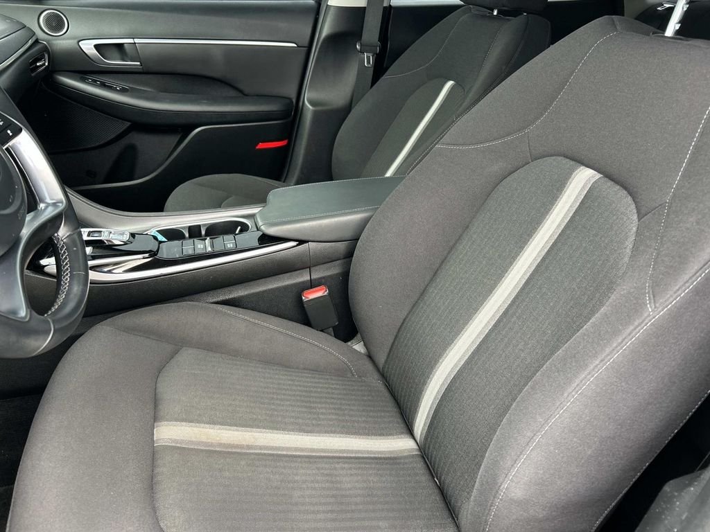 Certified Used 2023 Onyx Black Hyundai SEL image 27