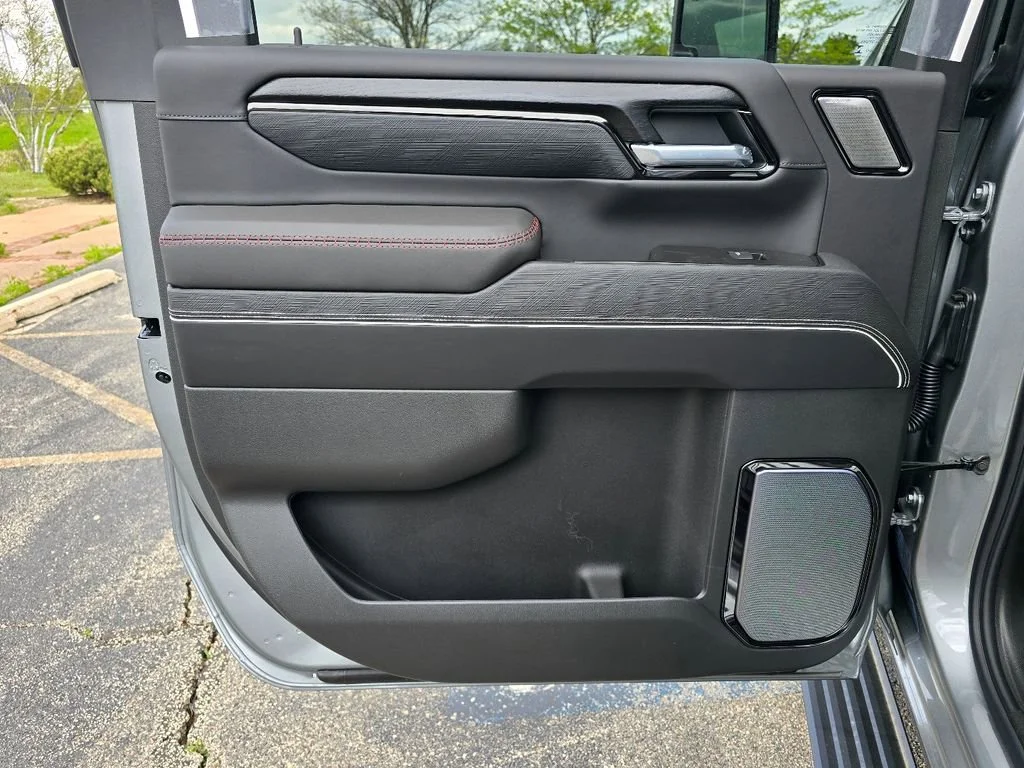 2026 GMC Sierra 2500HD AT4X - Photo 25