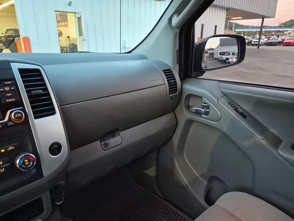 Used 2016 Magnetic Black Nissan SV image 18