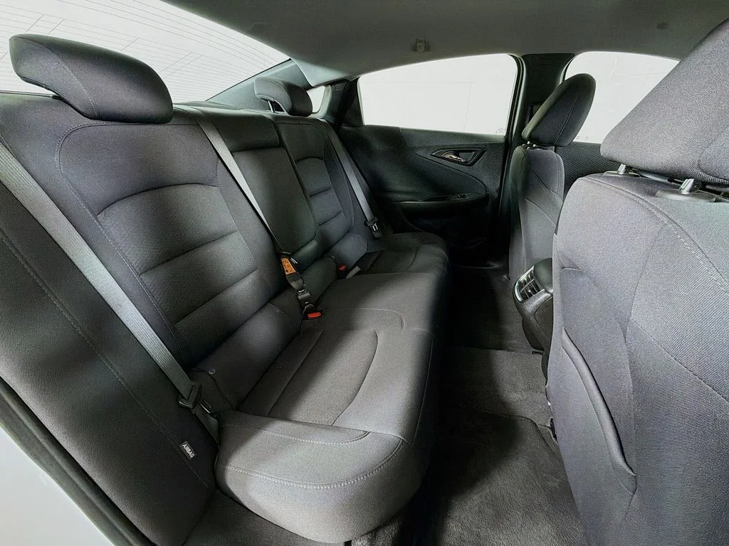 Used 2024 White Chevrolet LT image 23