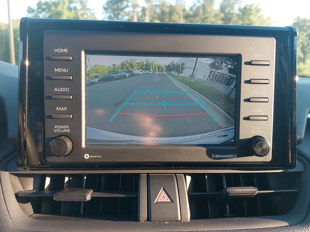 Used 2021 White Toyota XLE image 22