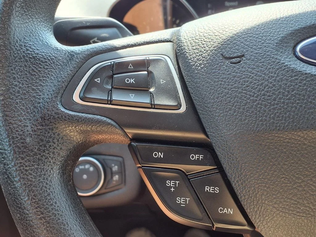 Used 2018 Black Ford SE image 24