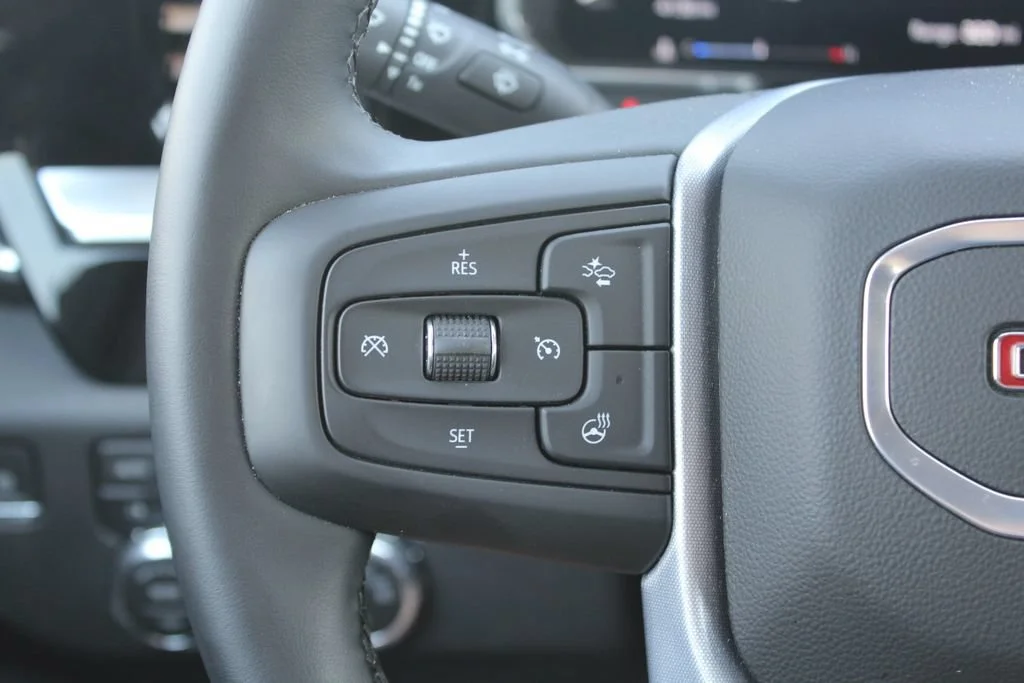 New 2026 Summit White GMC SLE image 17