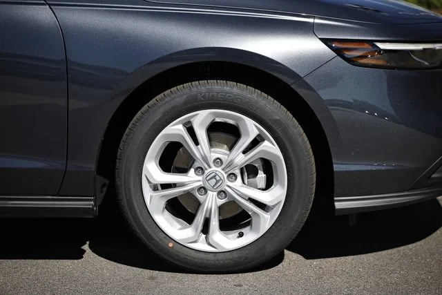 New 2026 Meteorite Gray Metallic Honda LX image 14