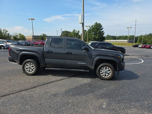 Used 2025 UNDERGROUND Toyota SR5 image 2