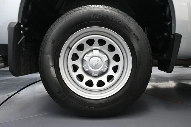 Used 2020 Silver Chevrolet WT image 16