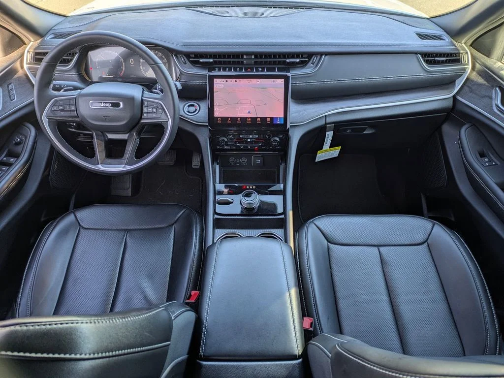 2025 Jeep Grand Cherokee Limited - Photo 29