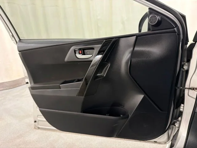 Used 2016 Silver Scion Base image 21