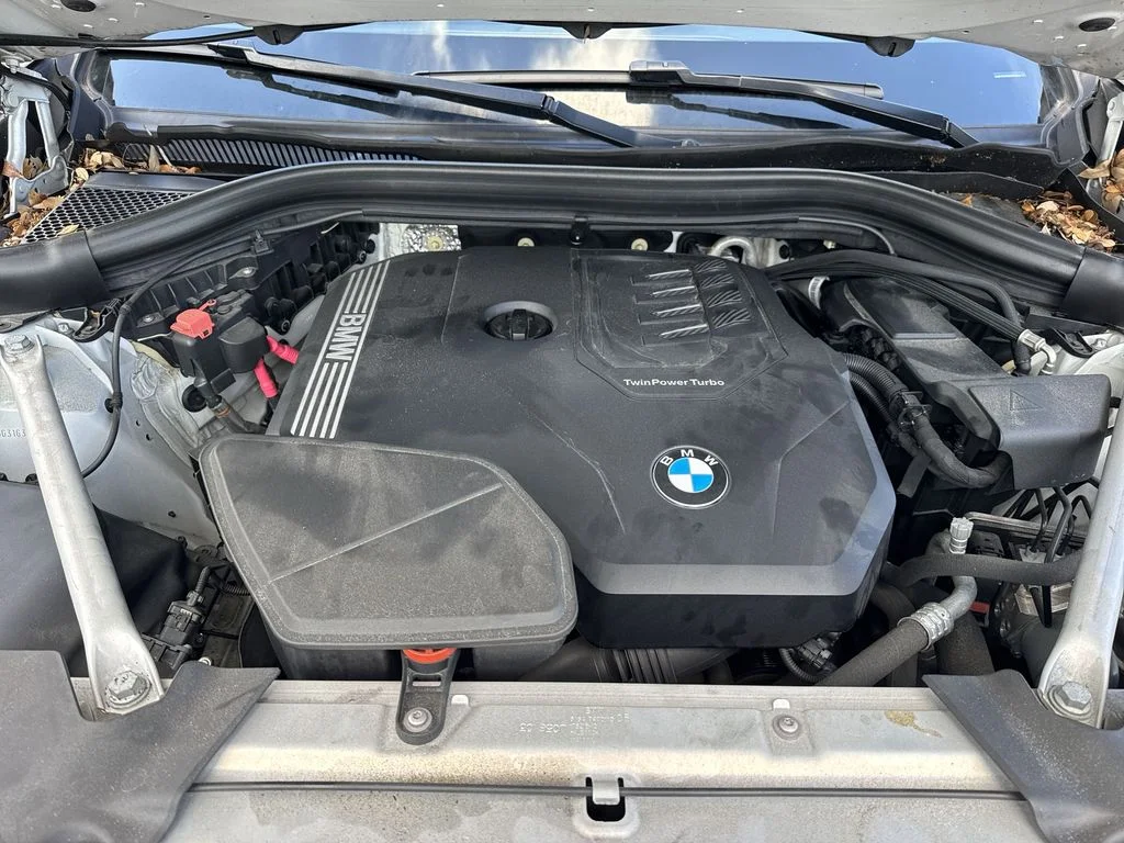 Used 2021 Alpine White BMW sDrive30i image 59