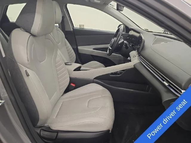 Used 2025 Metal Hyundai Limited image 9