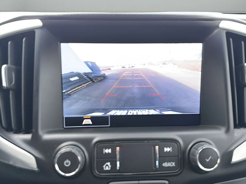2023 GMC Terrain SLT - Photo 23