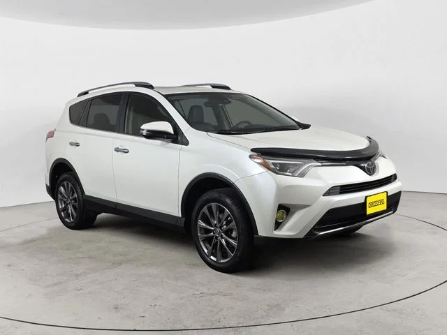 Used 2018 Blizzard Pearl Toyota Limited image 3