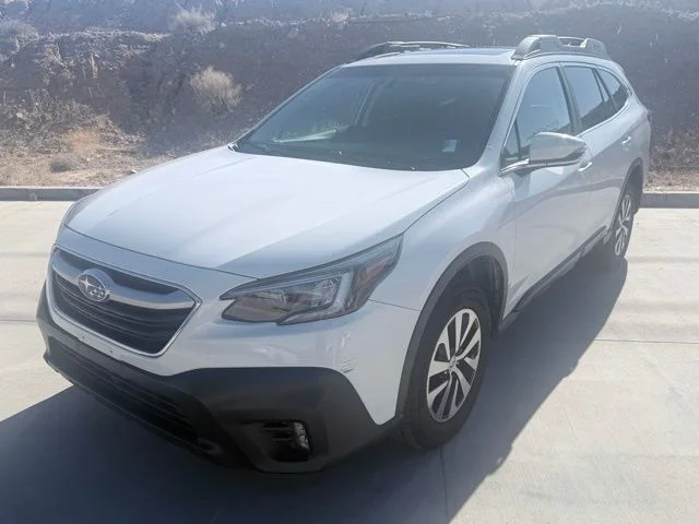 2022 Subaru Outback Premium's photo