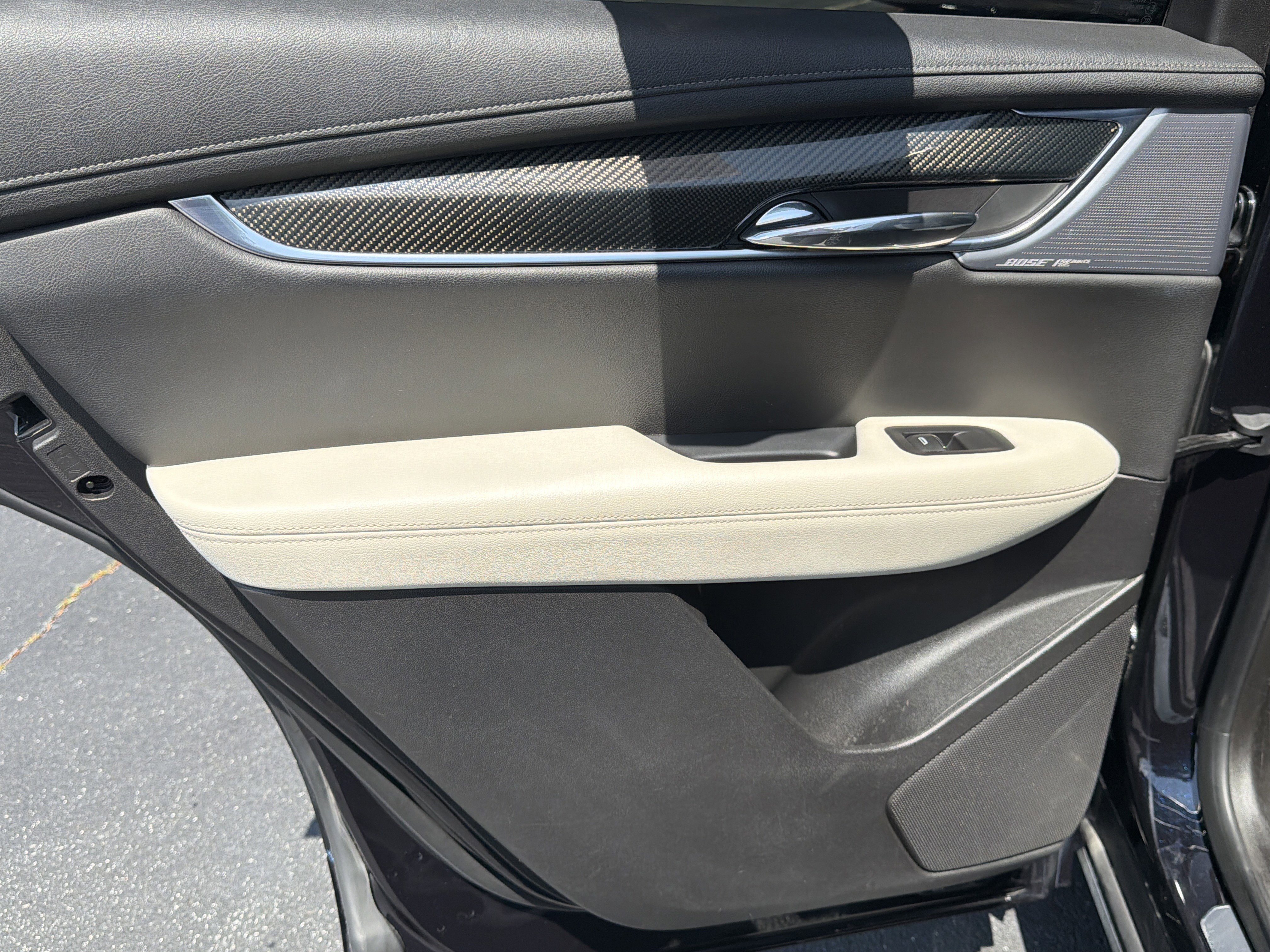 Used 2021 Dark Moon Blue Metallic Cadillac Sport image 28