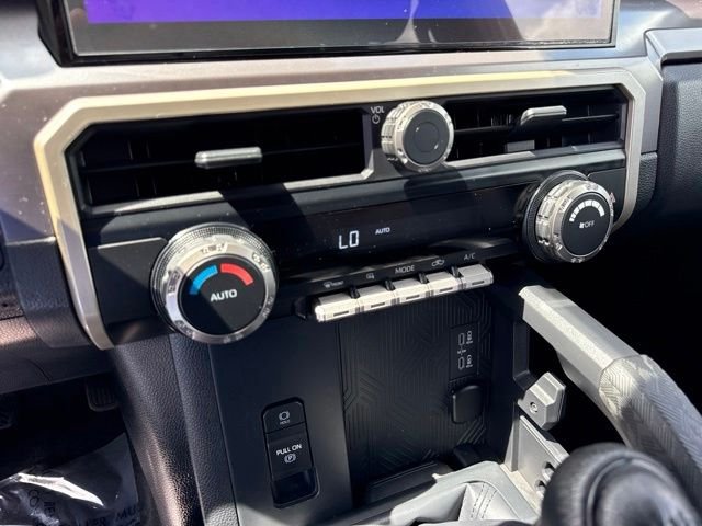 2025 Toyota Tacoma TRD Off Road - Photo 28