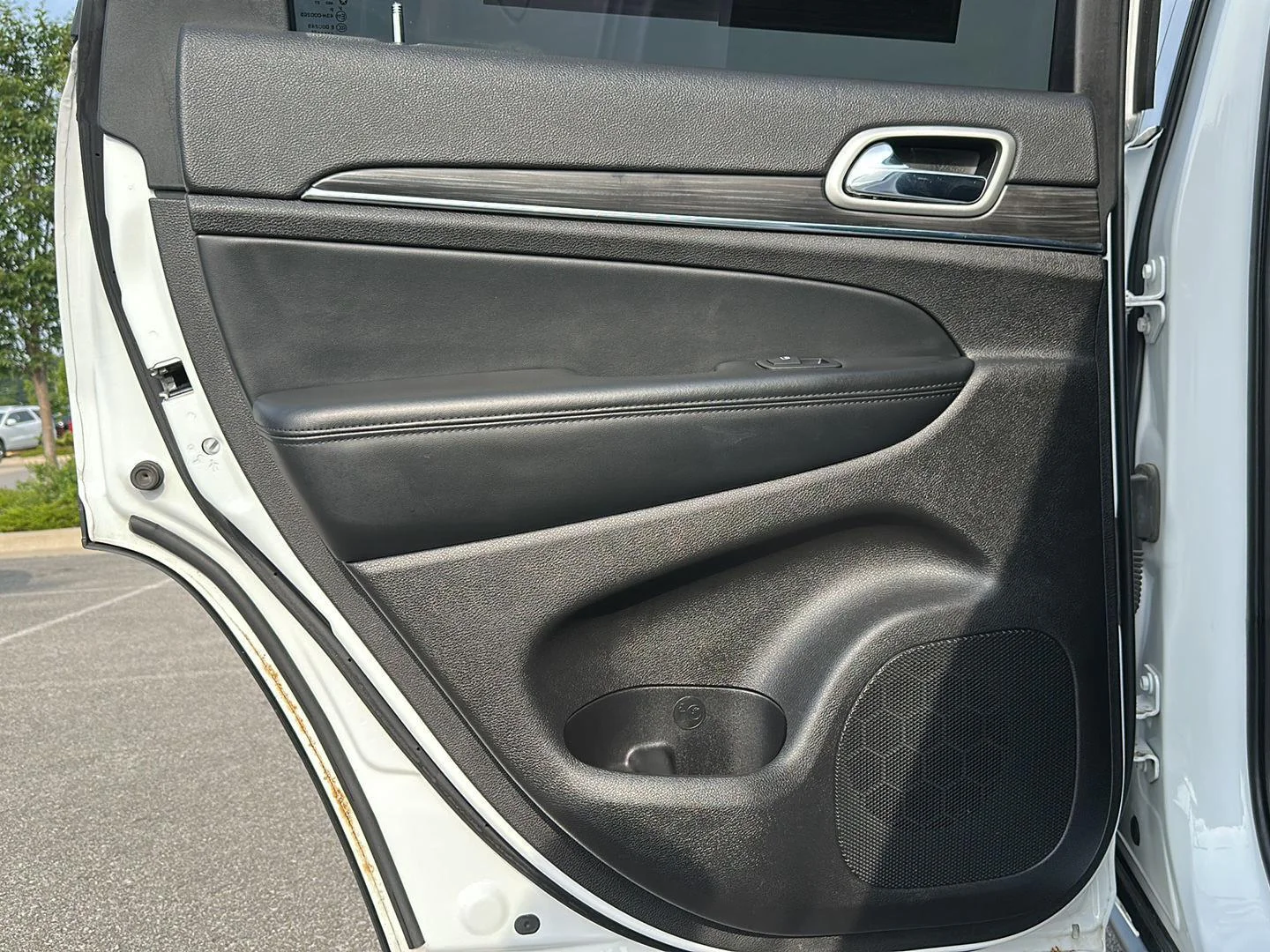 Certified Used 2021 Bright White Clearcoat Jeep Limited image 30