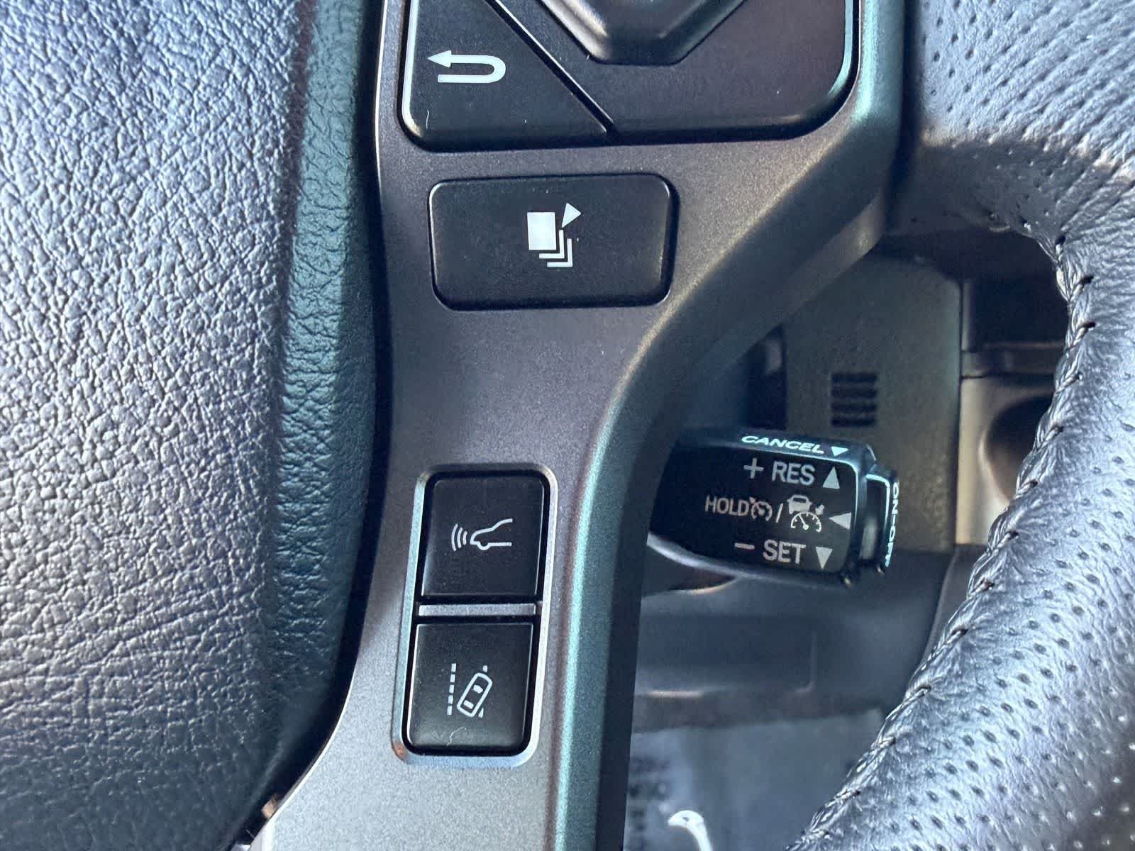 Used 2019 Midnight Black Metallic Toyota SR5 image 22