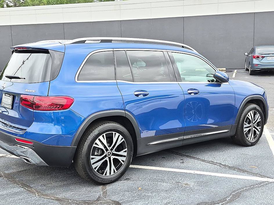 Used 2024 Blue Mercedes-Benz GLB 250 image 5