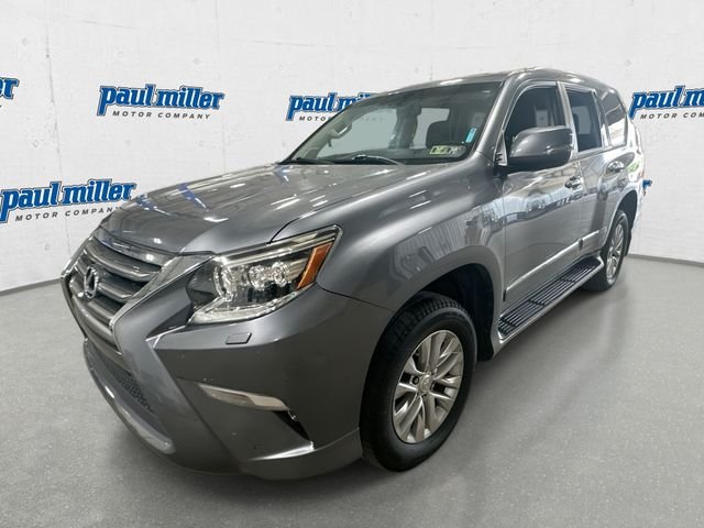 Used 2016 Gray Pearl Lexus 460 image 1
