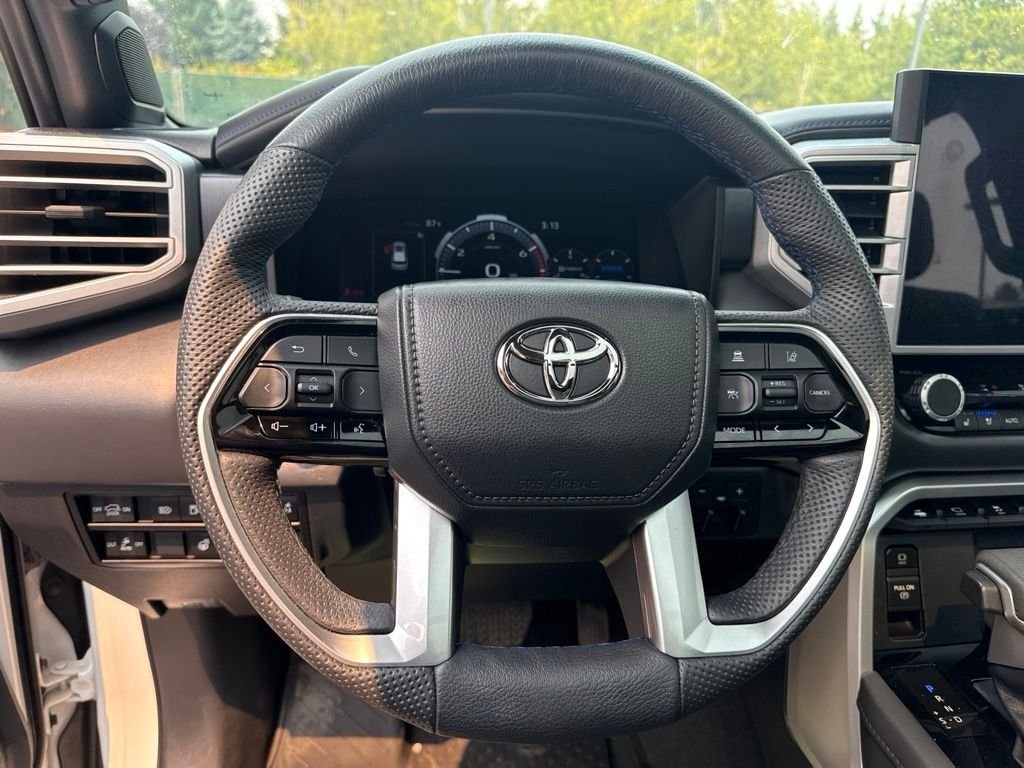 Used 2024 Wind Chill Pearl Toyota Platinum image 9