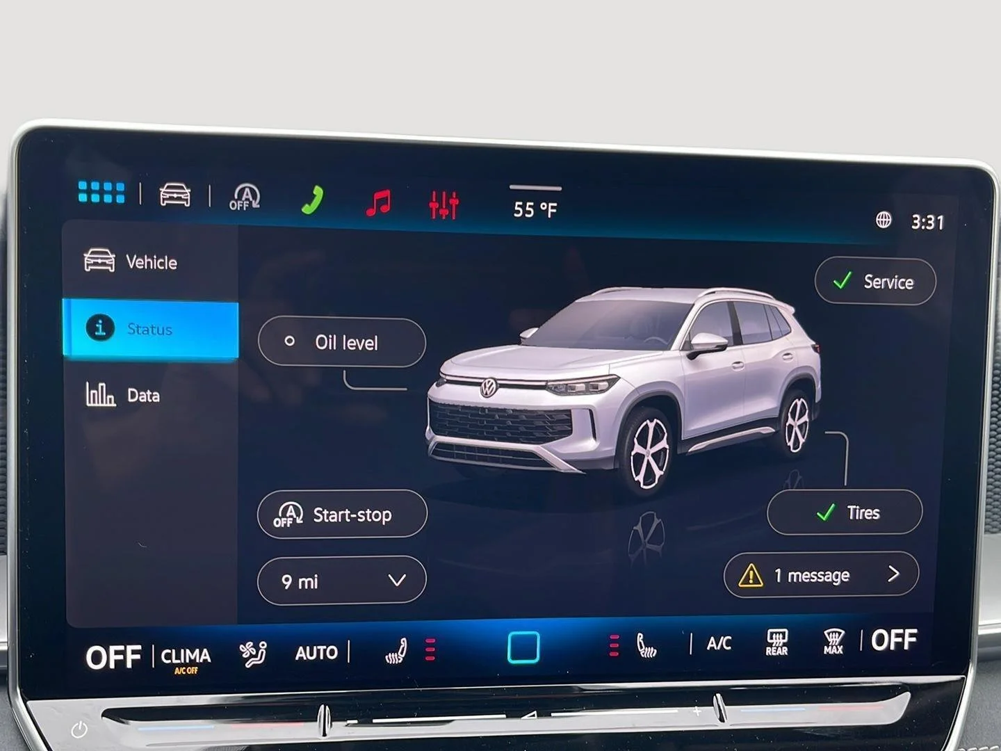 New 2026 Platinum Gray Metallic Volkswagen SE image 25