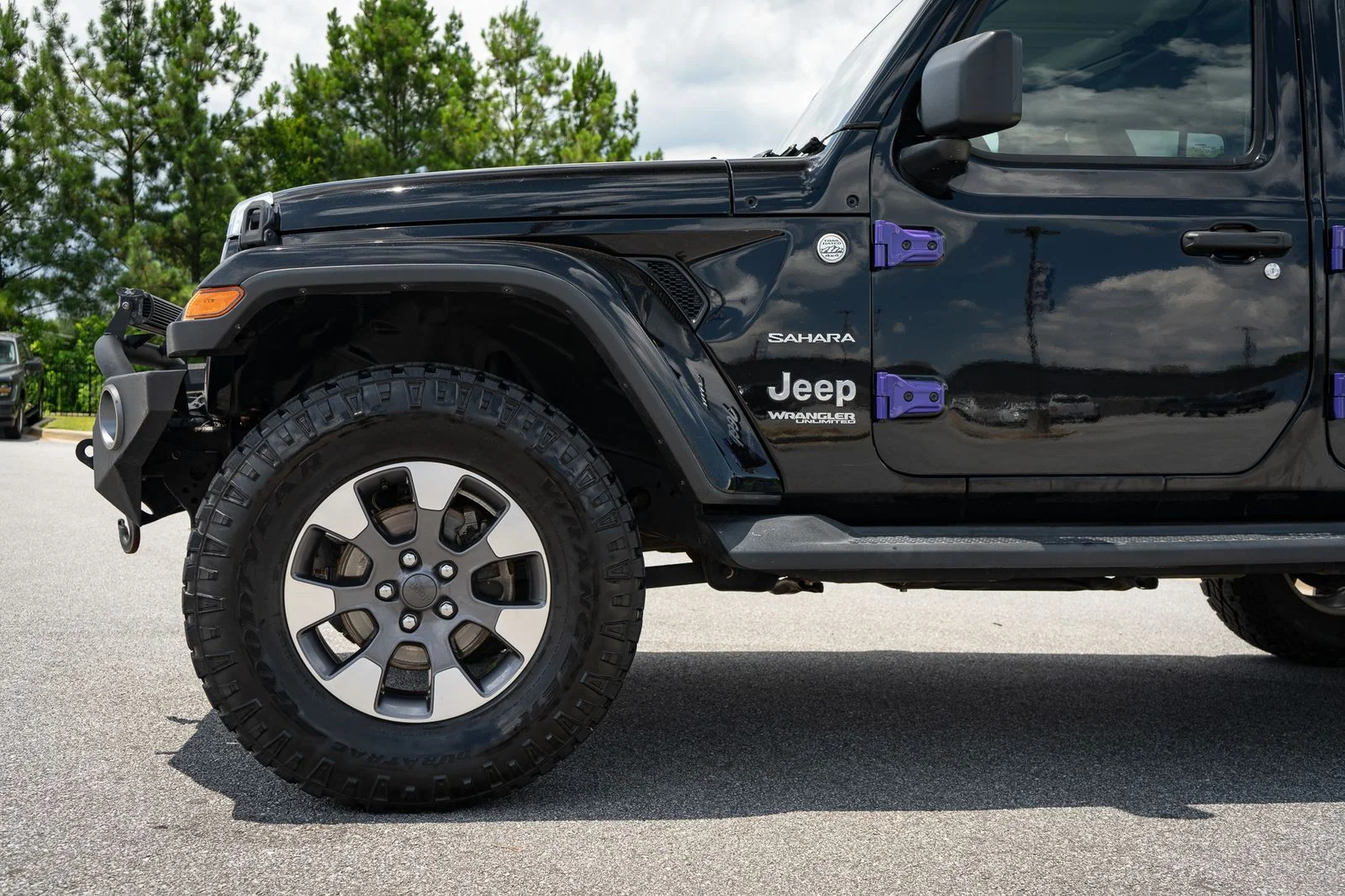 Used 2021 Black Clearcoat Jeep Unlimited Sahara image 4