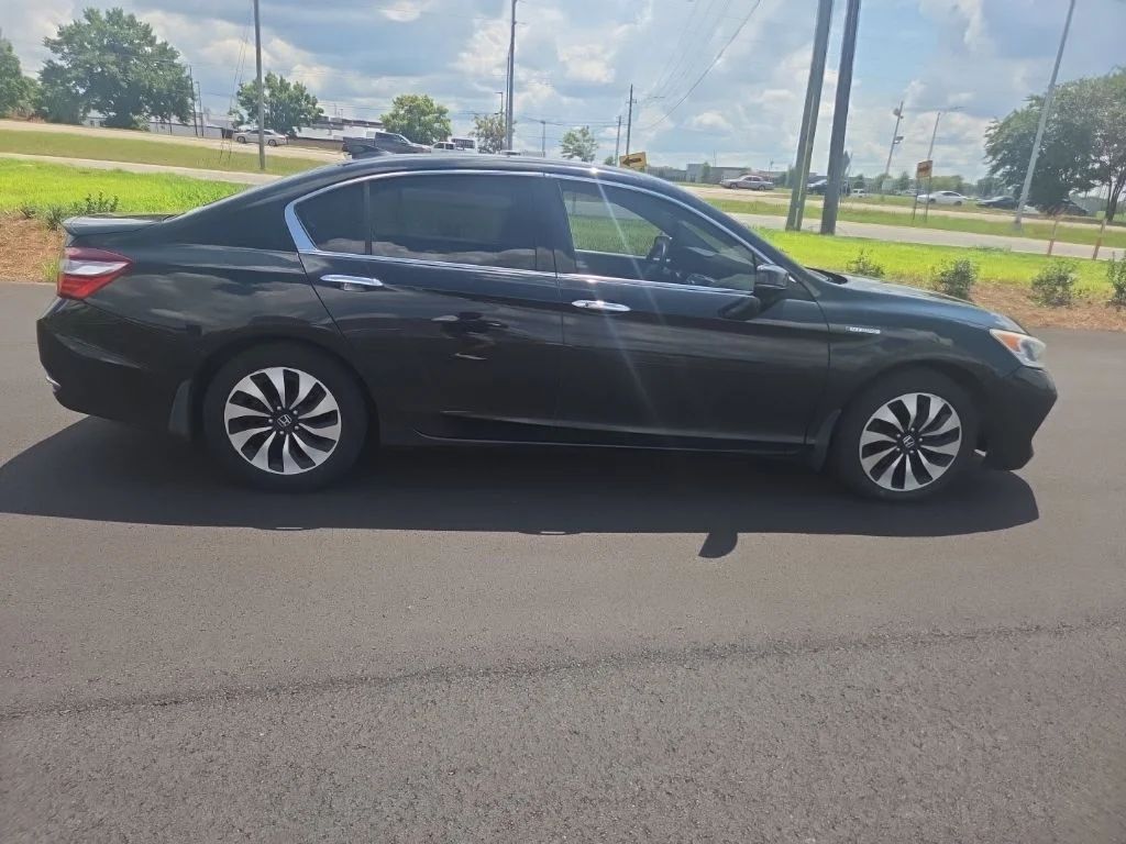 Used 2017 Blue Honda Base image 16