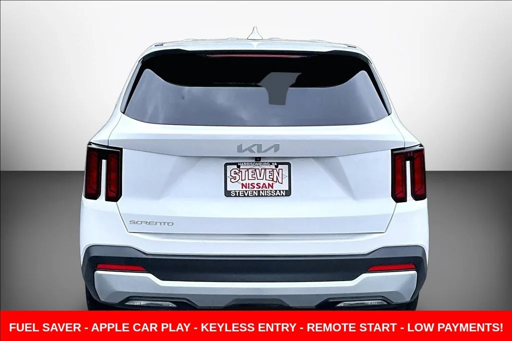 Used 2024 White Kia LX image 5