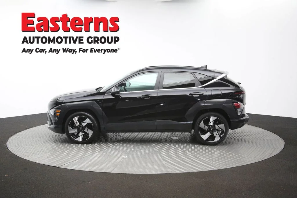 Used 2024 Black Hyundai Limited image 62