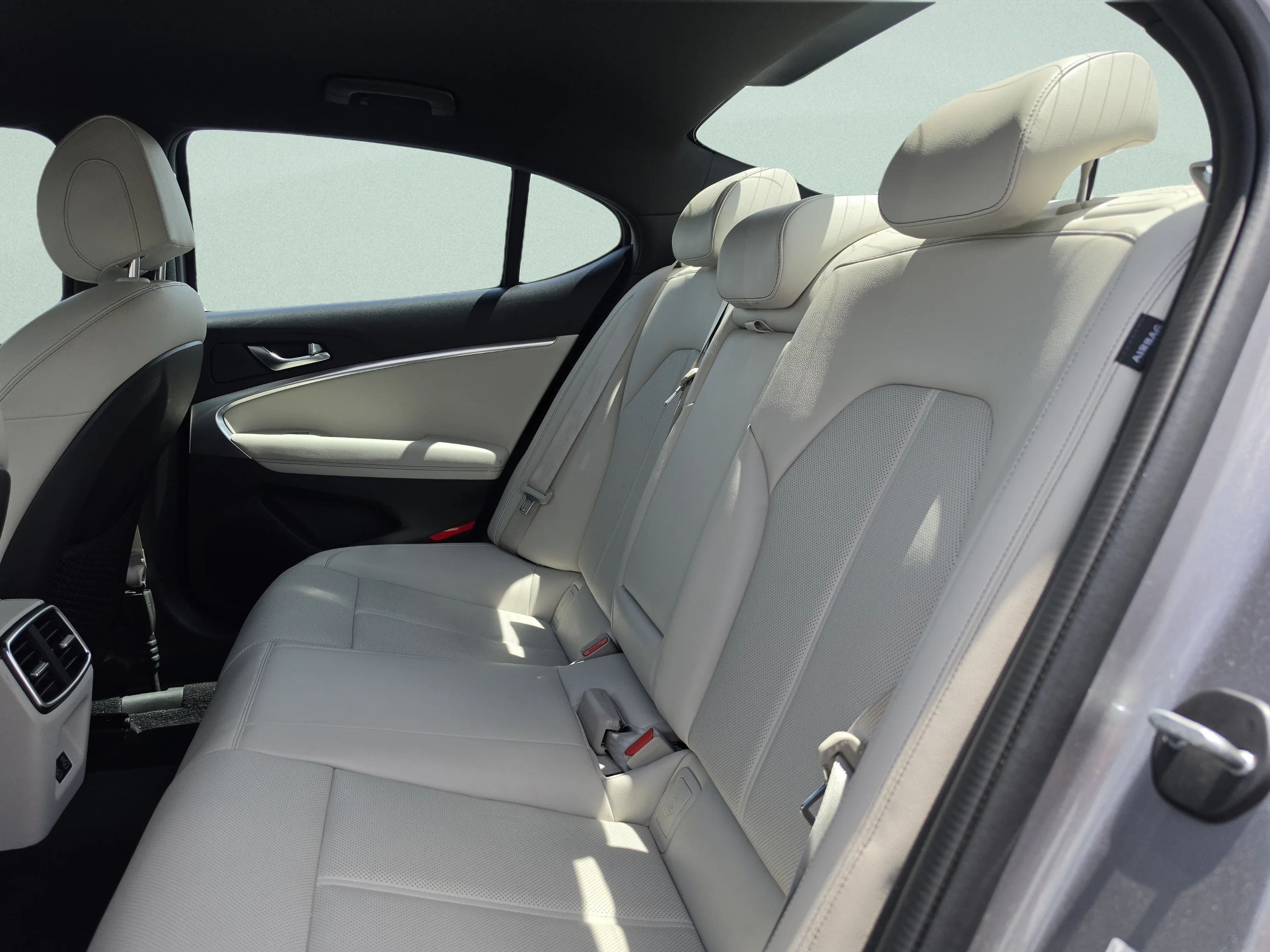 Used 2025 Savile Silver Genesis 2.5T image 21