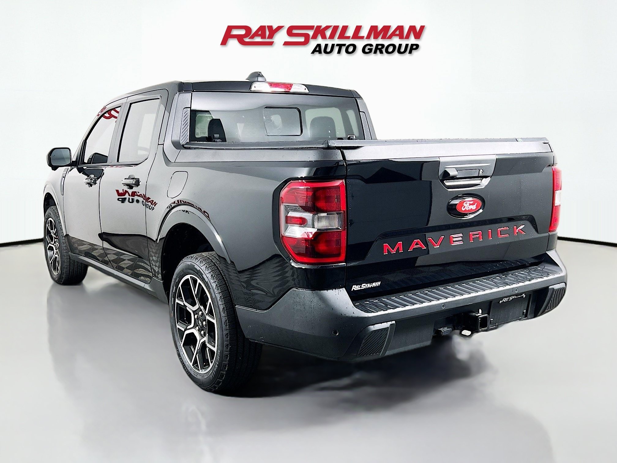 Used 2026 Black Ford LARIAT image 5
