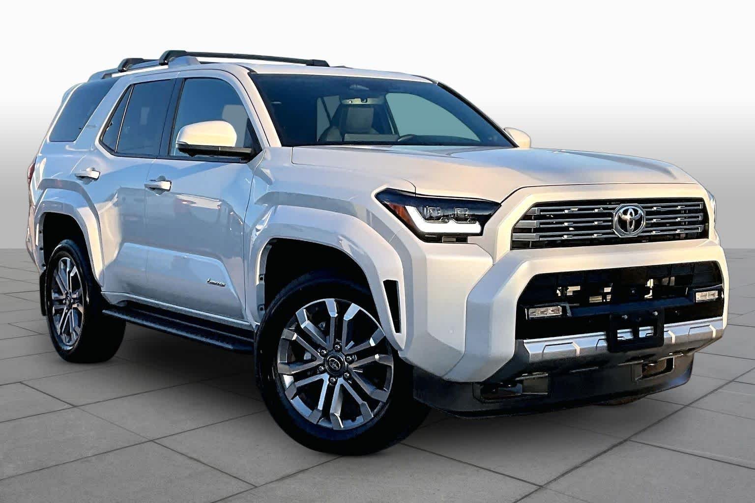 Used 2026 Wind Chill Pearl Toyota Limited image 3