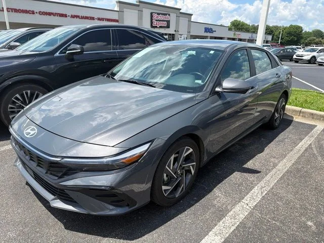 Used 2024 Gray Hyundai Limited image 2