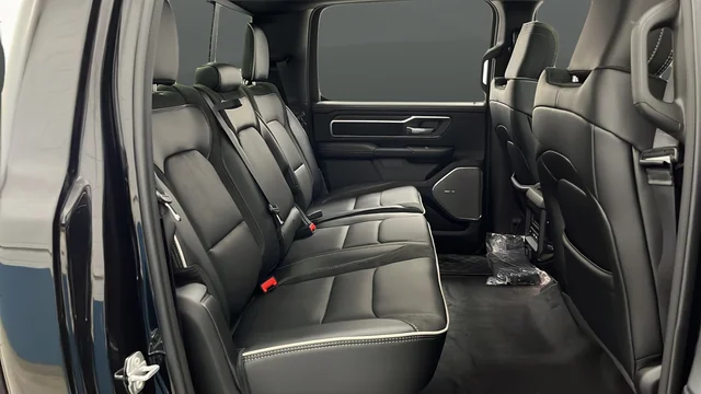 New 2026 Diamond Black Crystal Pearl-Coat Exterior Paint RAM Laramie image 26