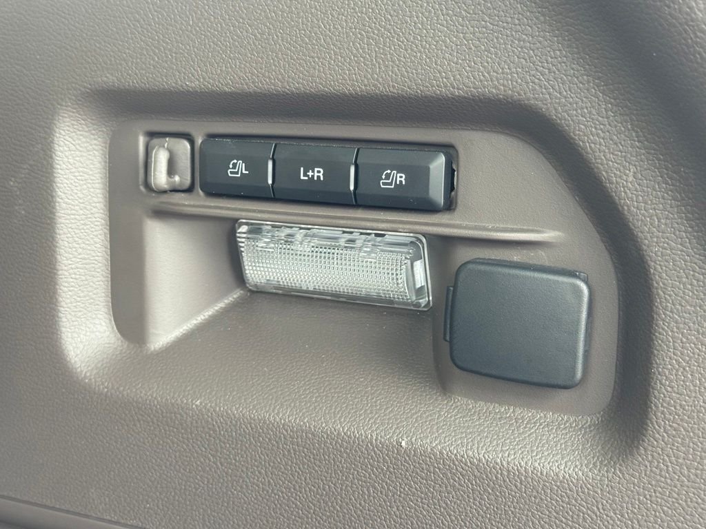 Used 2024 Blue Metallic Ford Platinum image 13