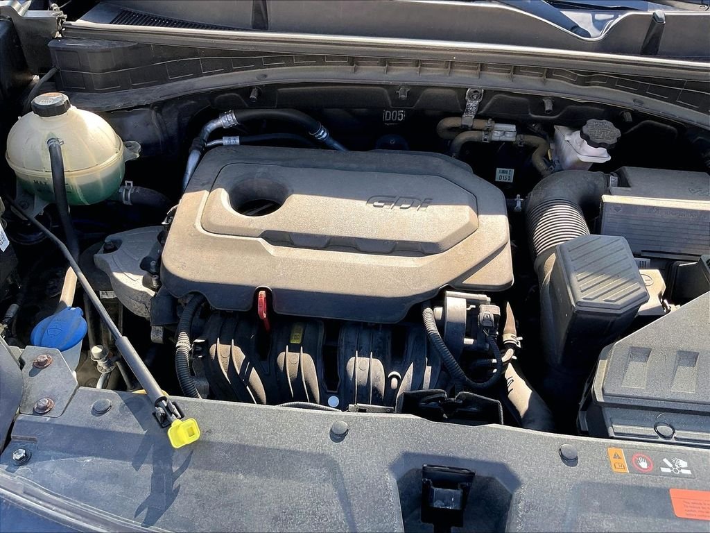 Used 2019 Red Kia LX image 33