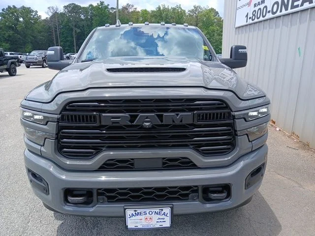New 2026 Ceramic Gray Clear-Coat Exterior Paint RAM Laramie image 16
