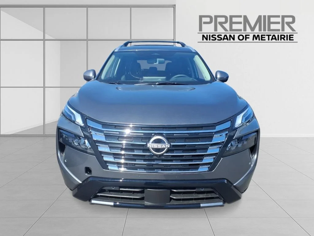 New 2026 Gun Metallic Nissan Platinum image 7