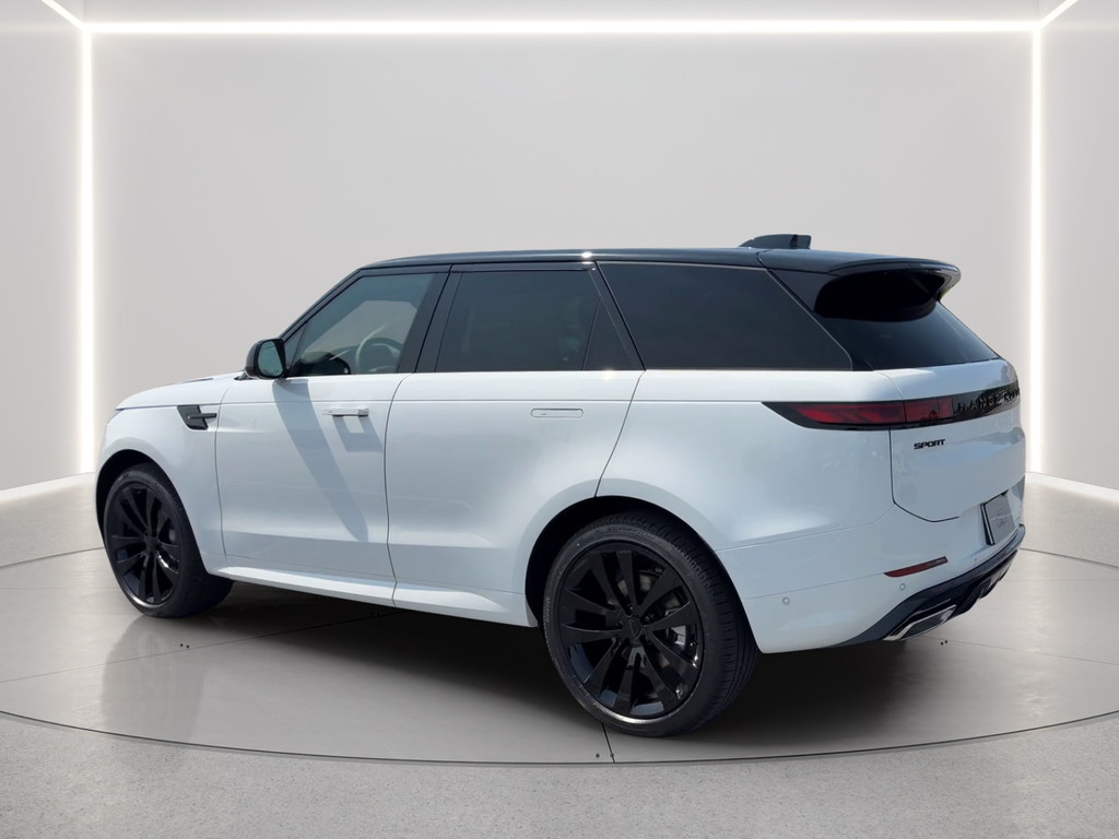 New 2026 Fuji White Land Rover Dynamic SE image 7