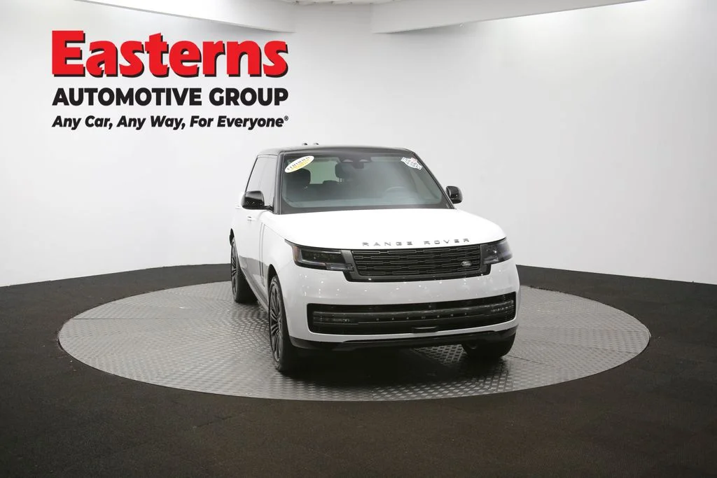 Used 2024 White Land Rover Autobiography image 54
