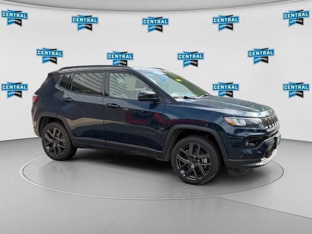 New 2026 Fathom Blue Pearl-Coat Exterior Paint Jeep Limited image 7