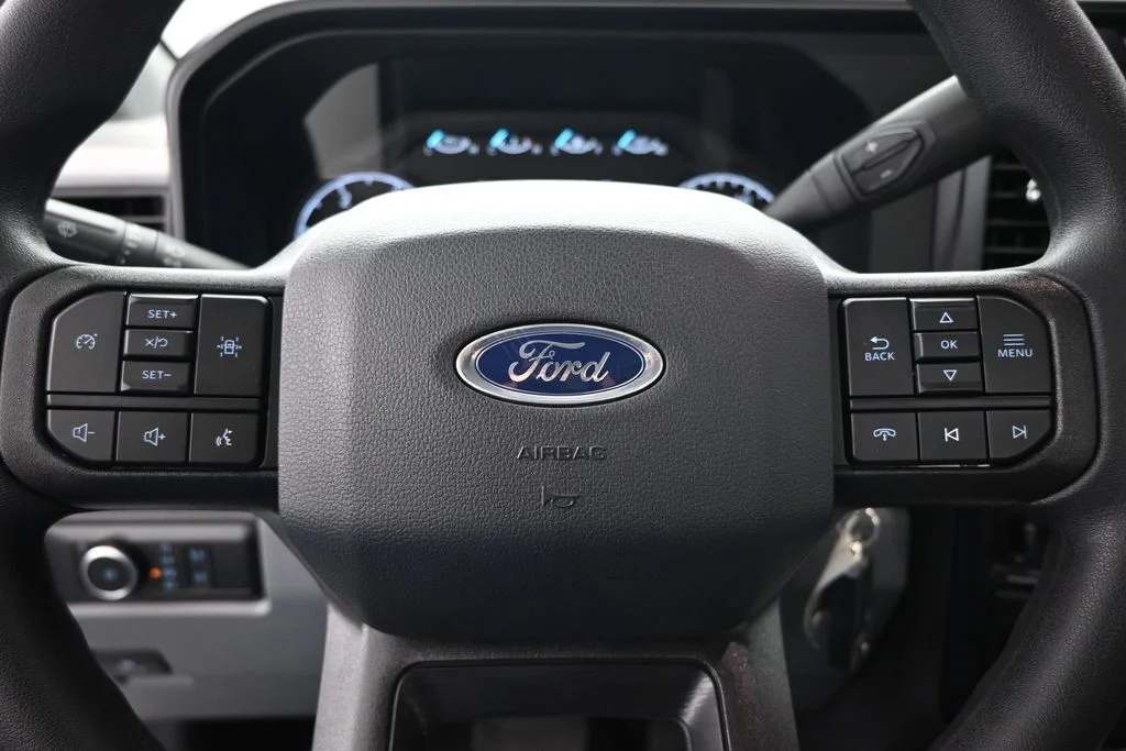New 2026 Oxford White Ford XL image 10