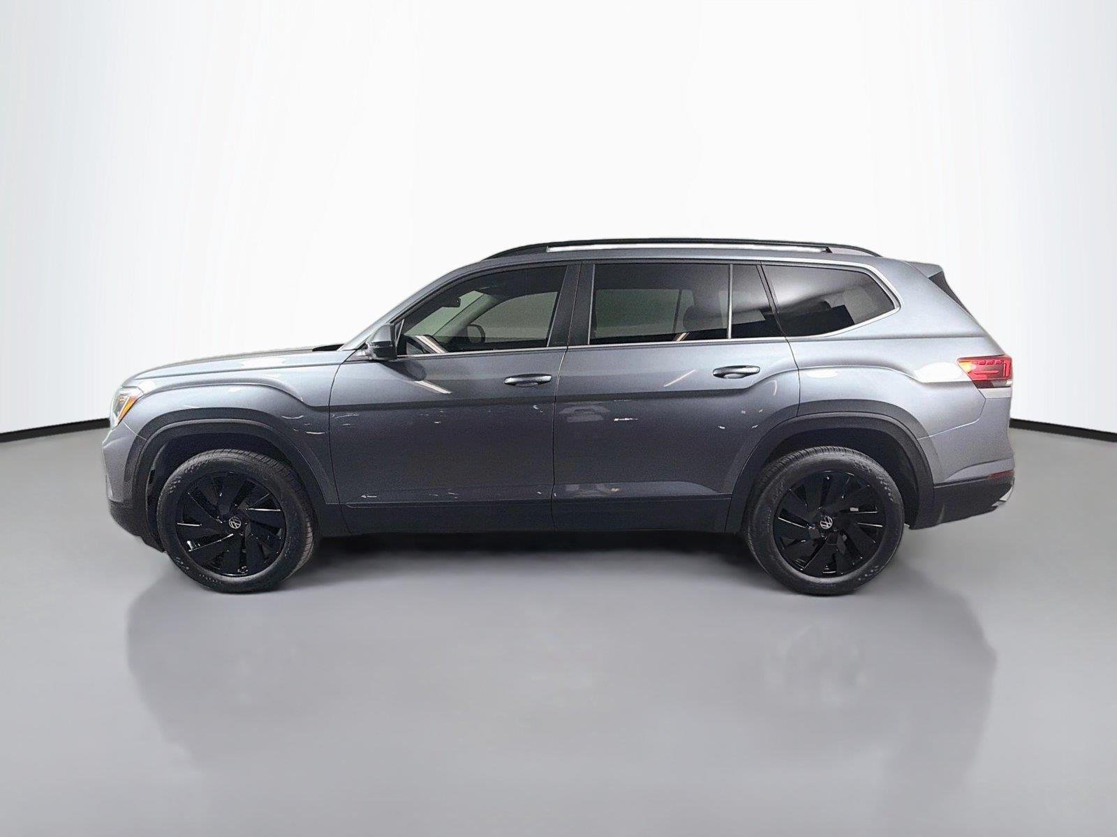 Certified Used 2024 Platinum Gray Metallic Volkswagen 2.0T SE w/Technology image 8
