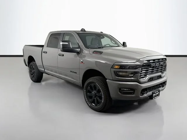 Used 2025 White Ram Big Horn image 1